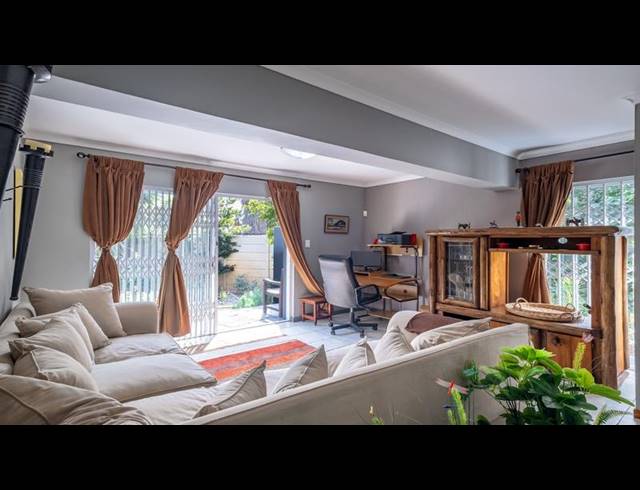 4 BEDROOM HOUSE FOR SALE IN MILNERTON RIDGE